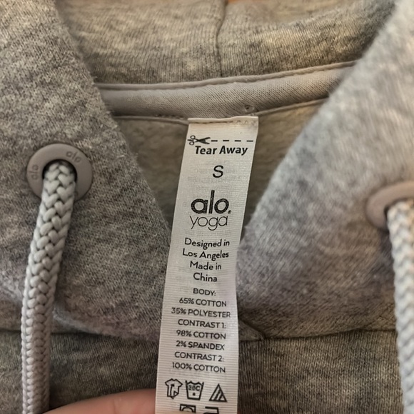 Alo Yoga Bae Cropped Hoodie Sweatshirt - Picture 6 of 9